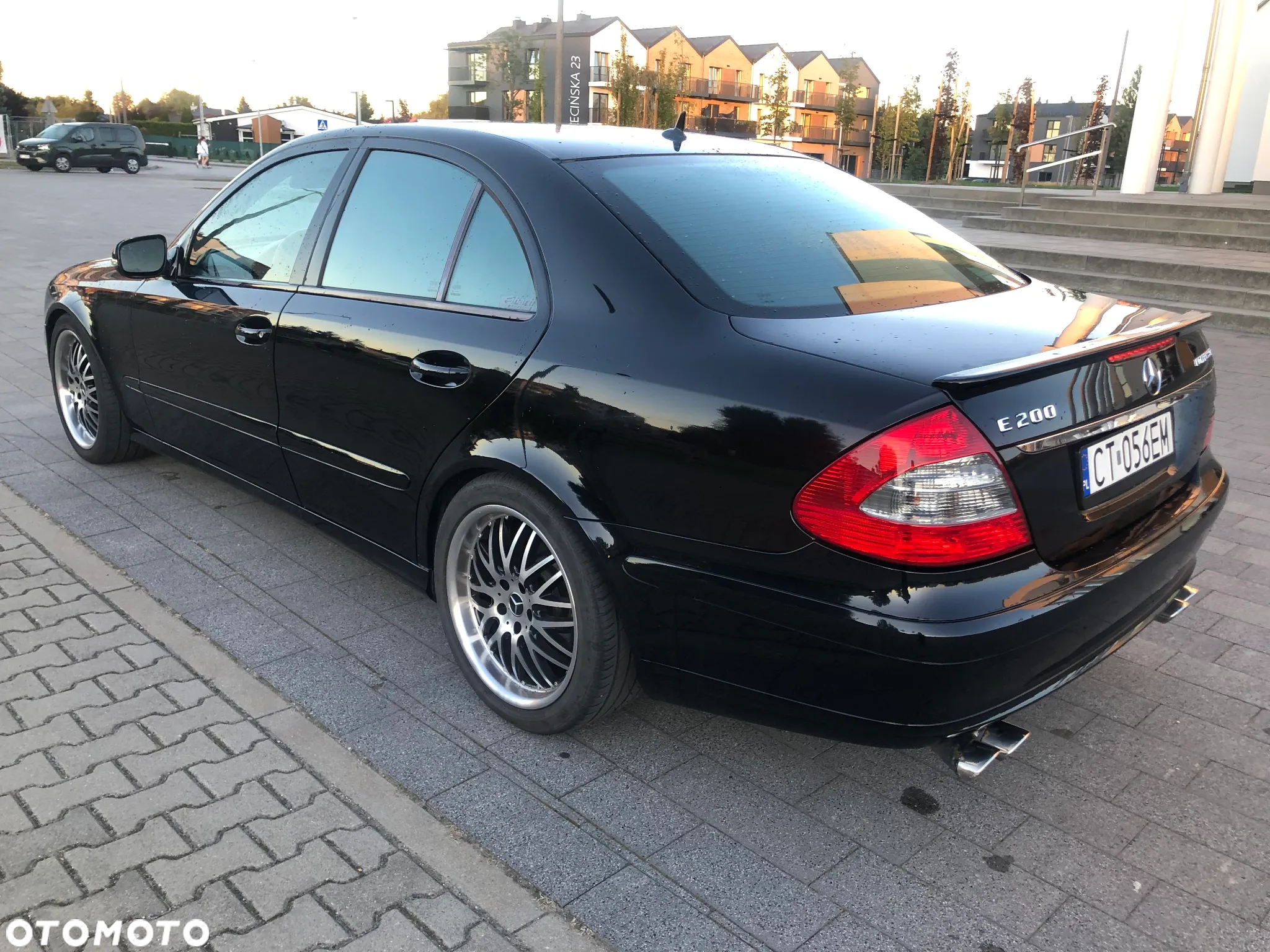 Mercedes-Benz Klasa E 200 Kompressor Classic - 4