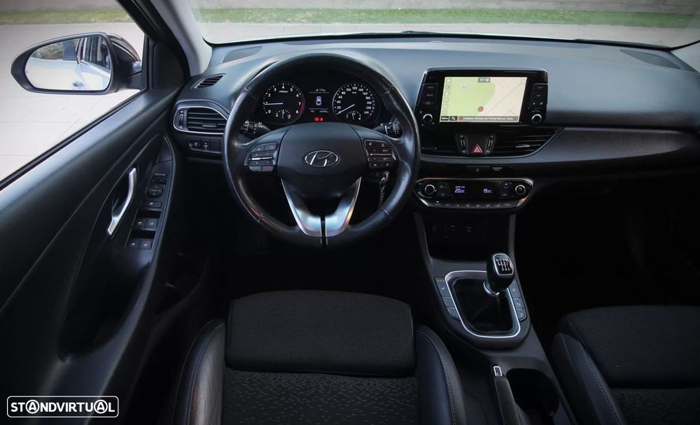 Hyundai i30 Fastback 1.0 T-GDI Style - 12