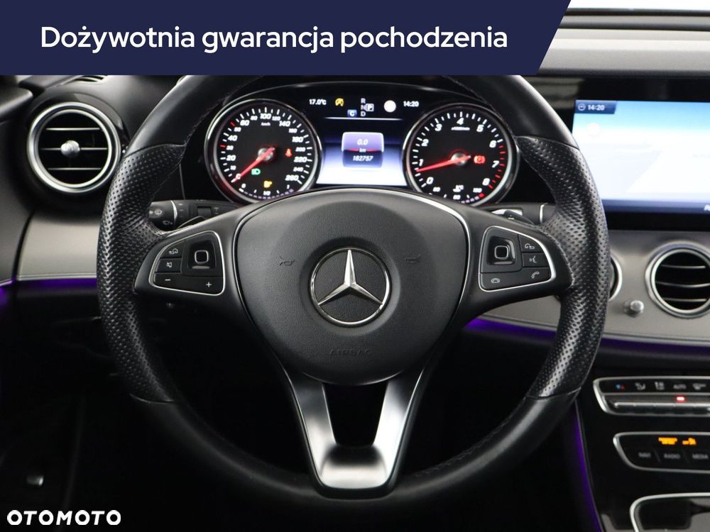 Mercedes-Benz Klasa E - 17