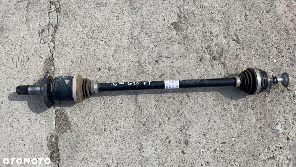 BMW G20 G21 PRAWA TYLNA PÓŁOŚ 8482604 - 1