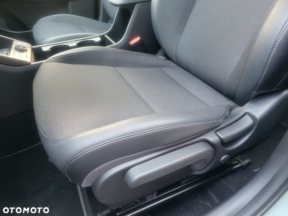 Hyundai Kona 1.6 GDI Hybrid Executive DCT - 16