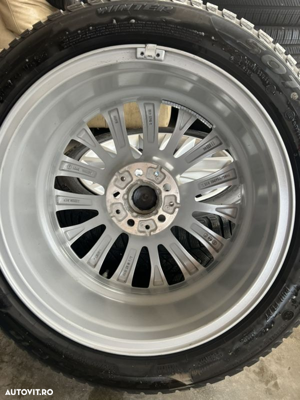 vând jante originale BMW seria 5 G30-G31 pe 18” cu anvelope de iarnă runflat ca noi - 9