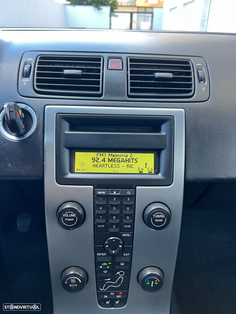 Volvo C30 1.6 D Drive Momentum - 36