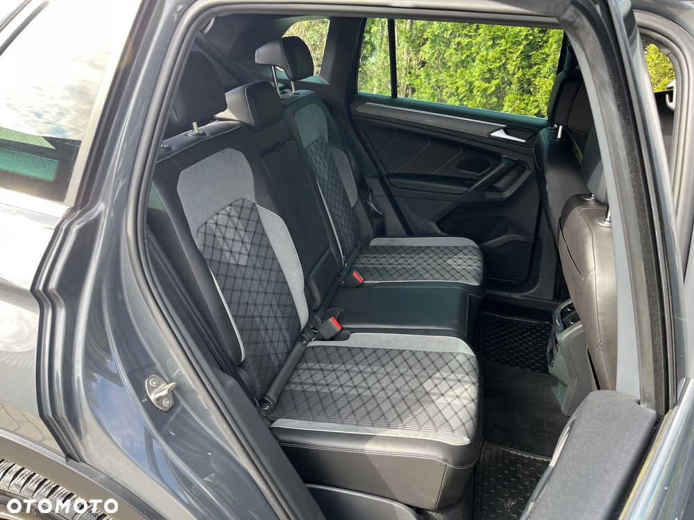 Volkswagen Tiguan 1.4 eHybrid R-Line DSG - 23