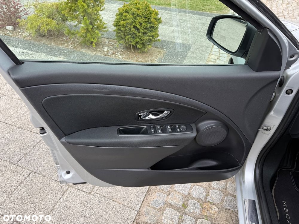 Renault Megane 1.6 16V 110 LIMITED - 13