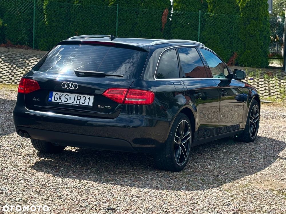 Audi A4 Avant 2.0 TDI DPF Attraction - 9