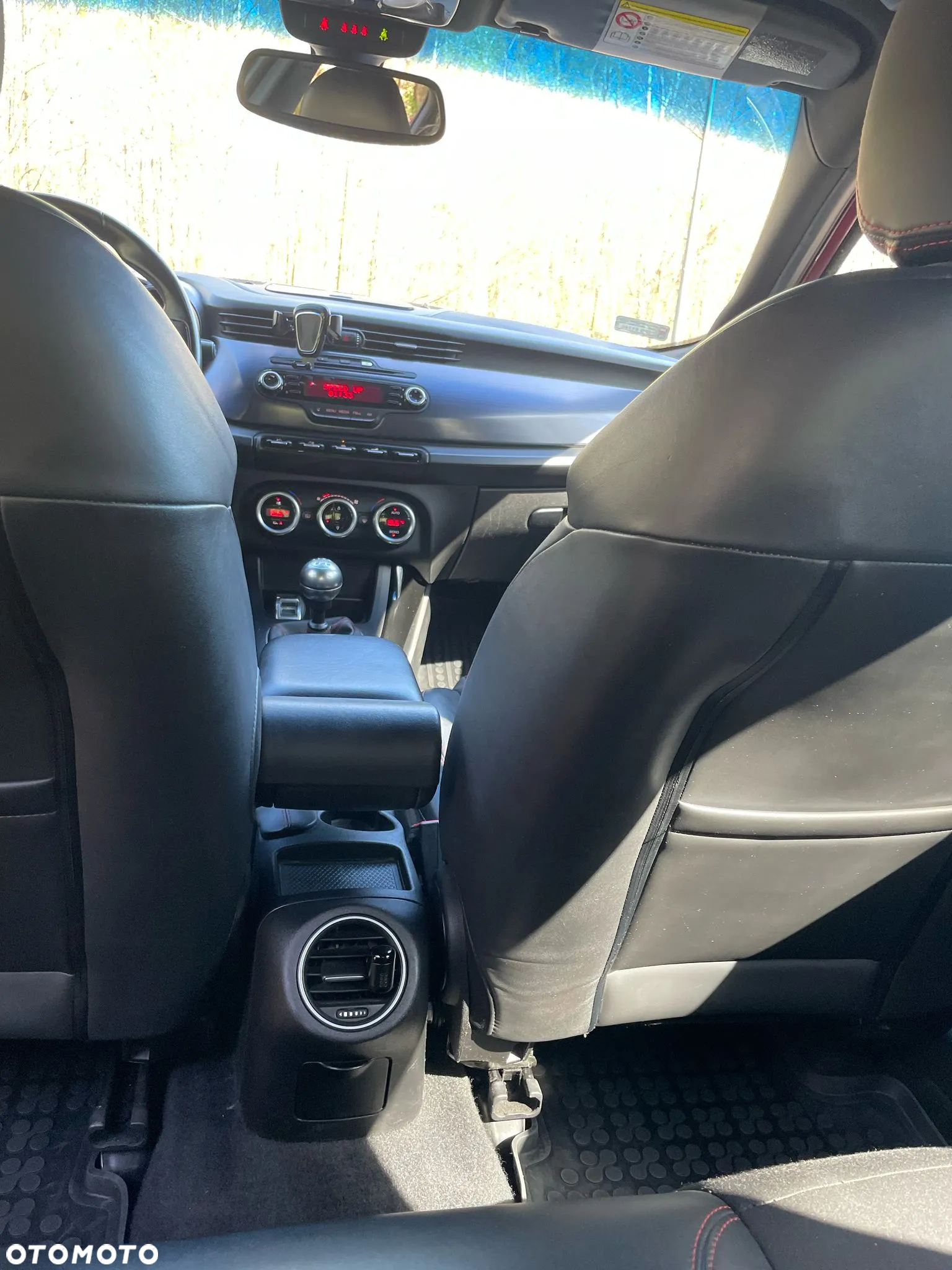 Alfa Romeo Giulietta 1.6 JTDM Distinctive - 15