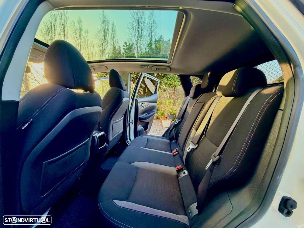 Nissan Qashqai 1.2 DIG-T N-Connecta - 22