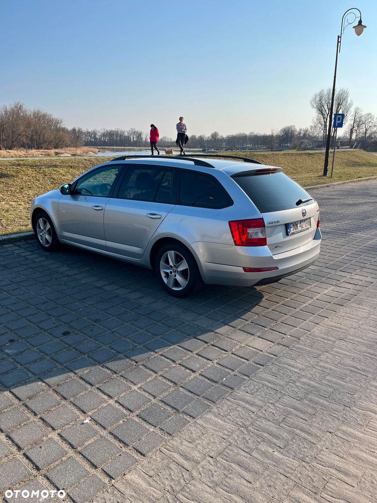 Skoda Octavia 1.6 TDI Ambition - 5