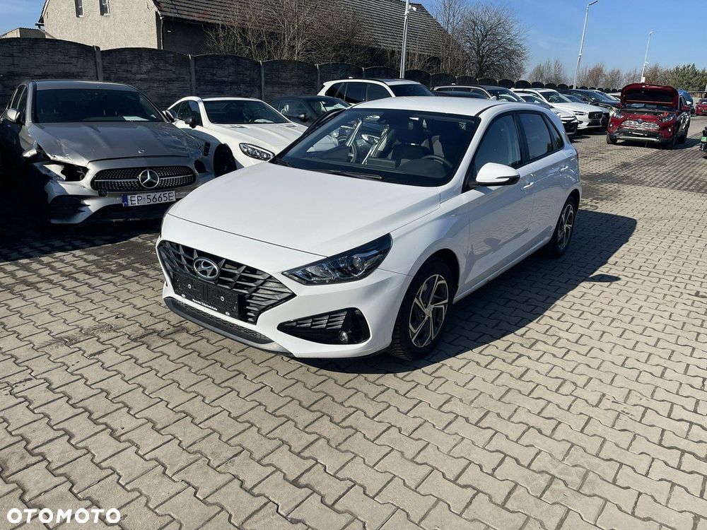 Hyundai i30 1.5 DPI Comfort - 2