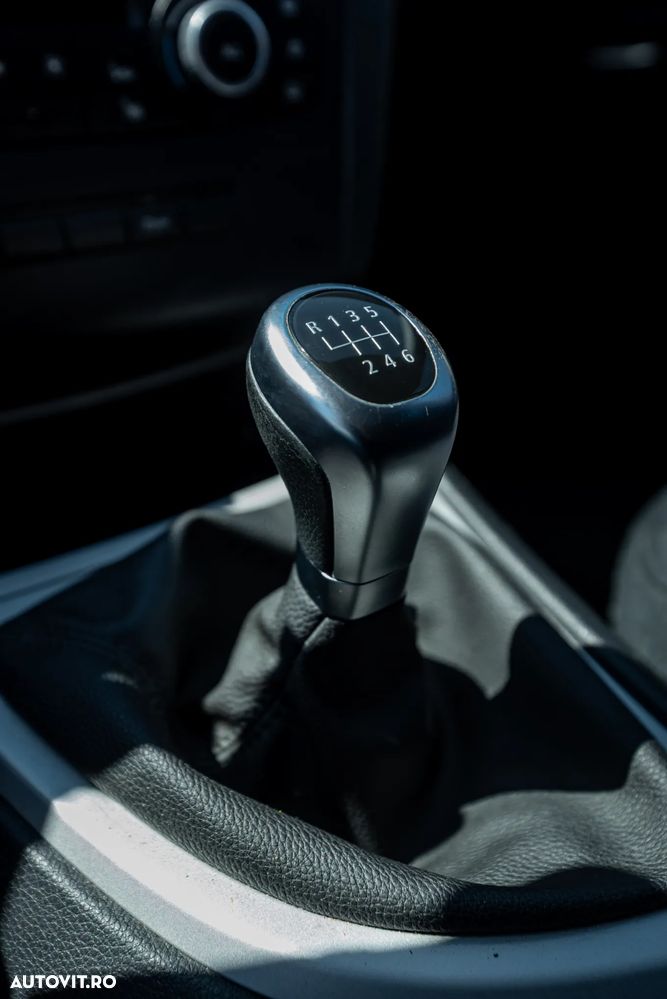 BMW Seria 1 118d DPF - 22