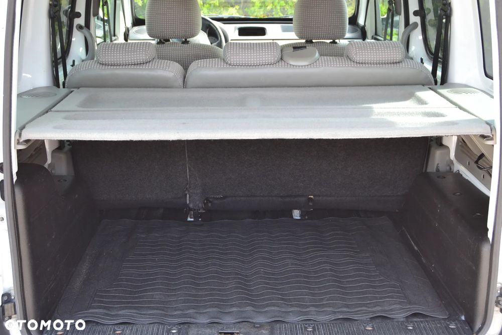 Renault Kangoo 1.6 16V Expression - 19