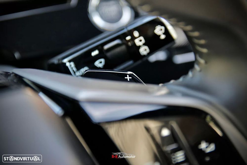 Peugeot 5008 1.2 Hybrid Allure e-DCS6 - 25