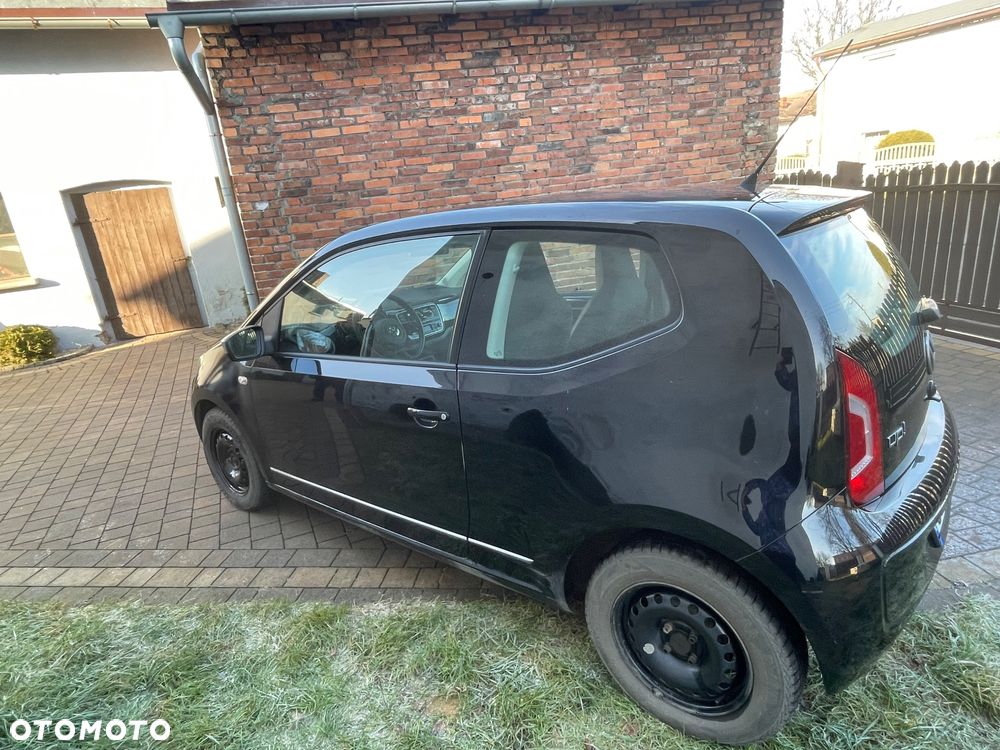 Volkswagen up! - 9