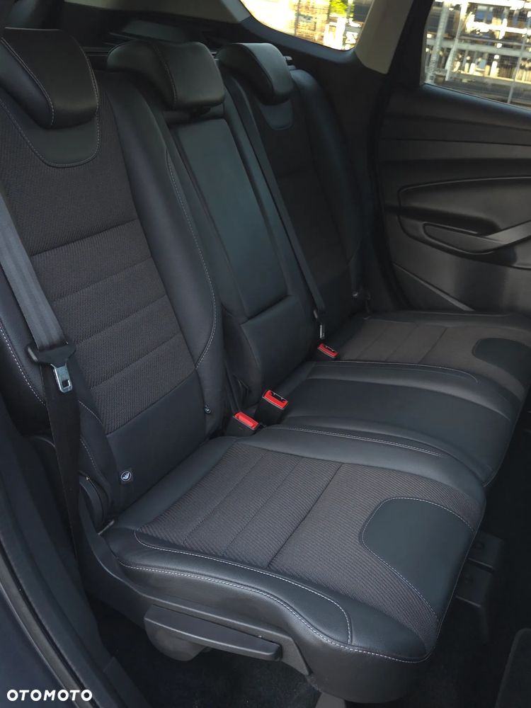 Ford Kuga 2.0 TDCi 4x2 Titanium - 17