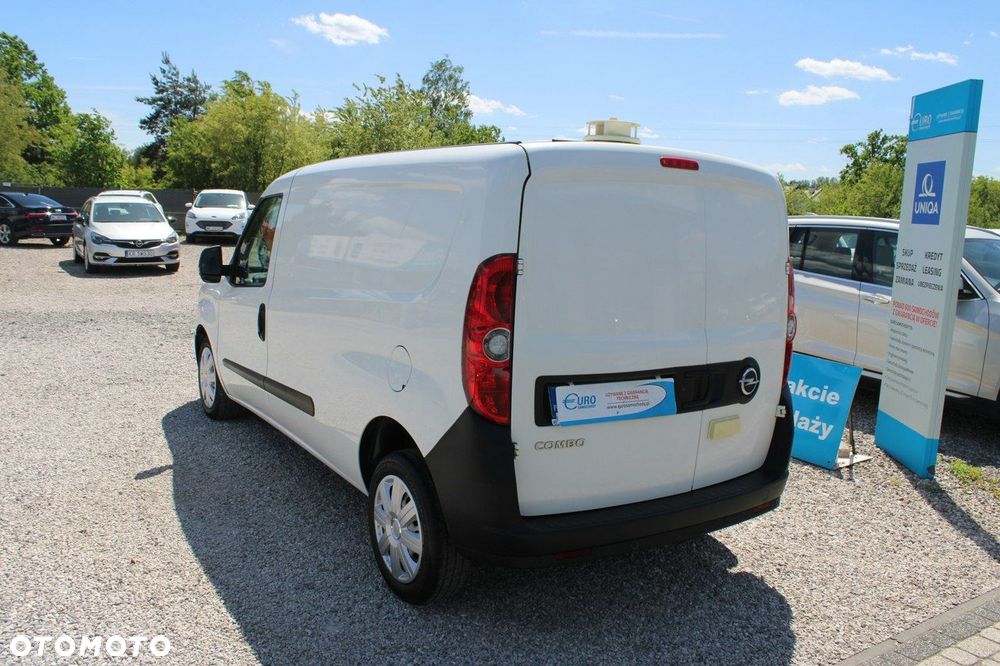 Opel Combo - 8