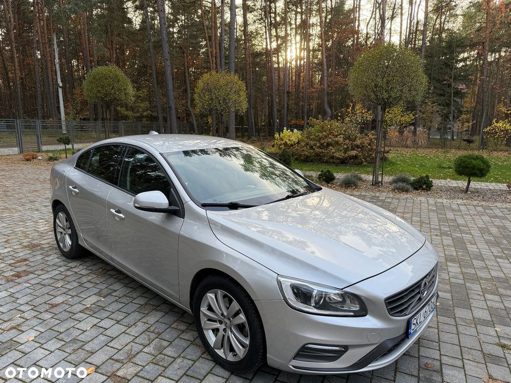 Volvo S60 - 17