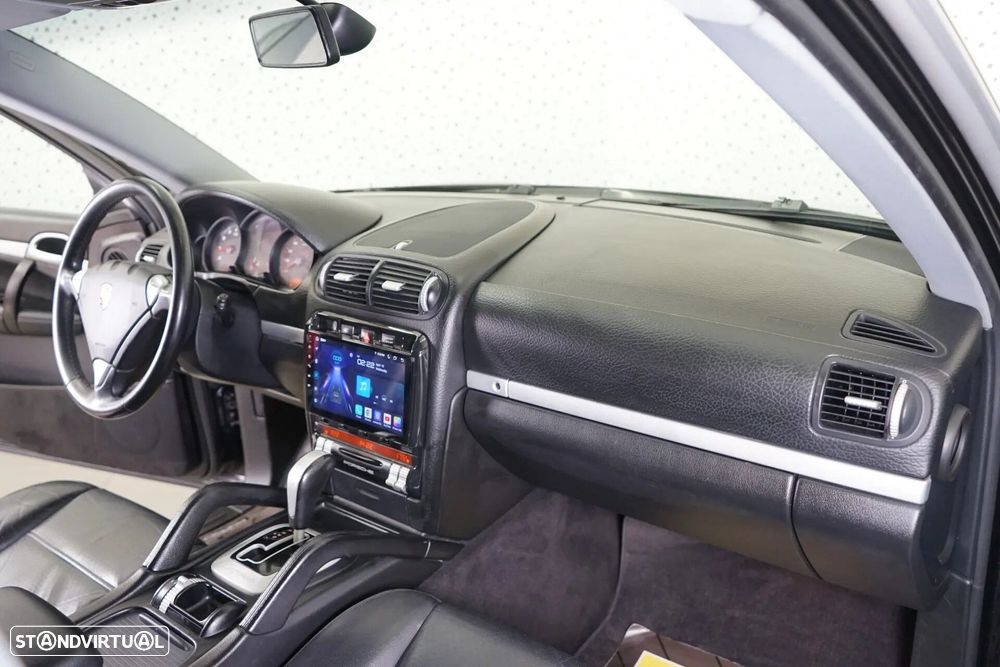 Porsche Cayenne Tiptronic - 16