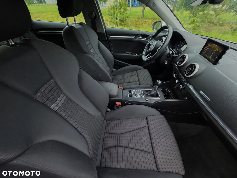 Audi A3 Sportback 1.5 TFSI cylinder on demand sport - 8