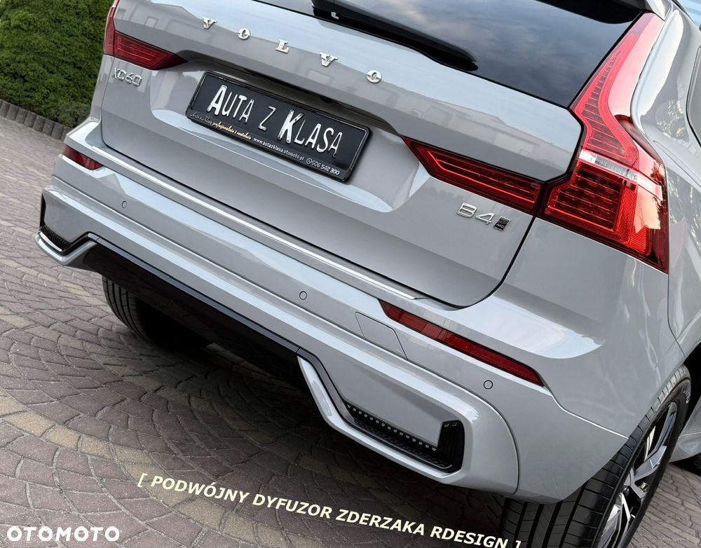 Volvo XC 60 B4 D AWD Plus Dark - 37