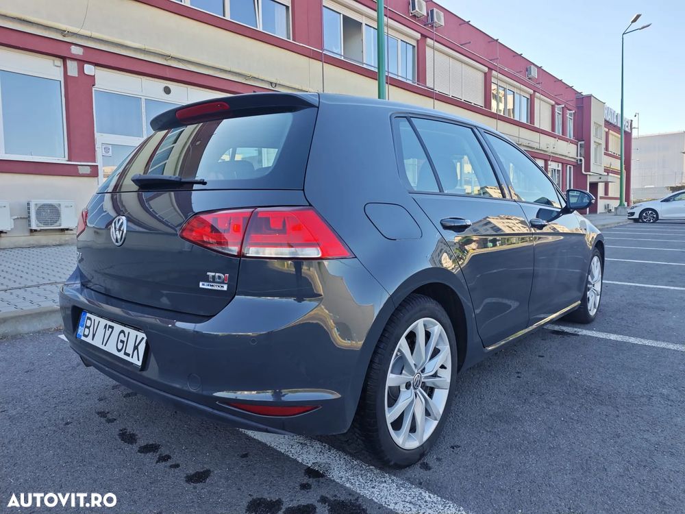 Volkswagen Golf - 3