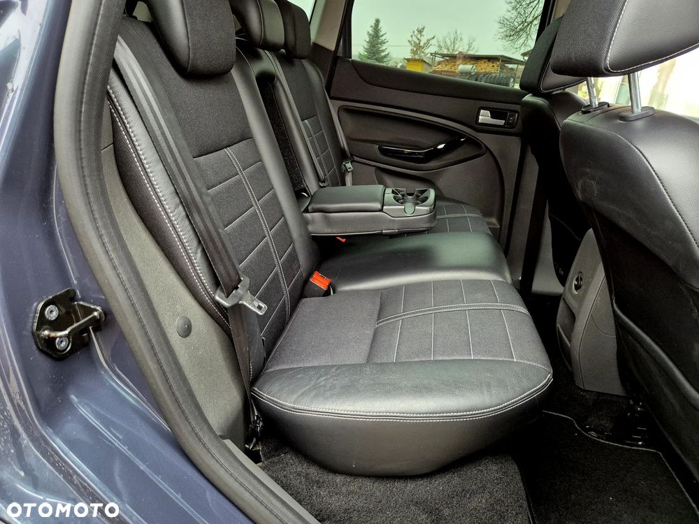 Ford Kuga 2.0 TDCi 4x4 Titanium - 9