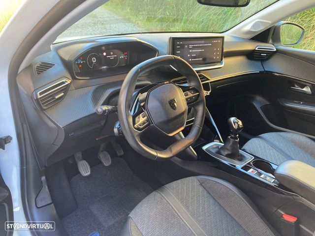Peugeot 208 1.2 PureTech Allure Pack - 13