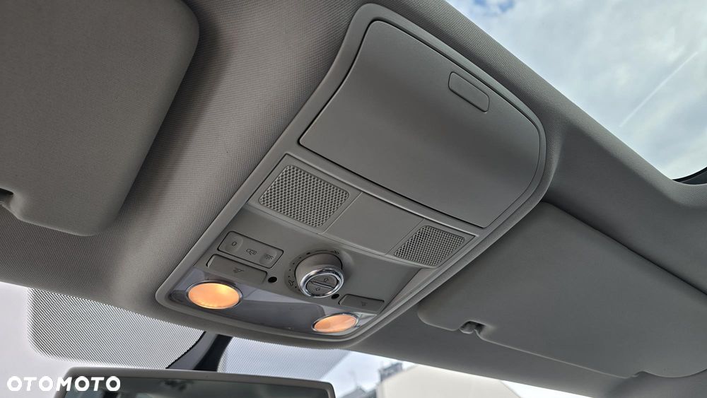 Volkswagen Sharan 2.0 TSI DSG Highline - 40