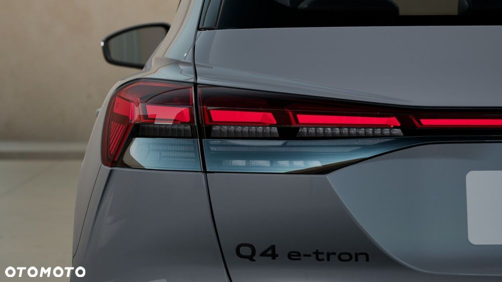 Audi Q4 e-tron - 6
