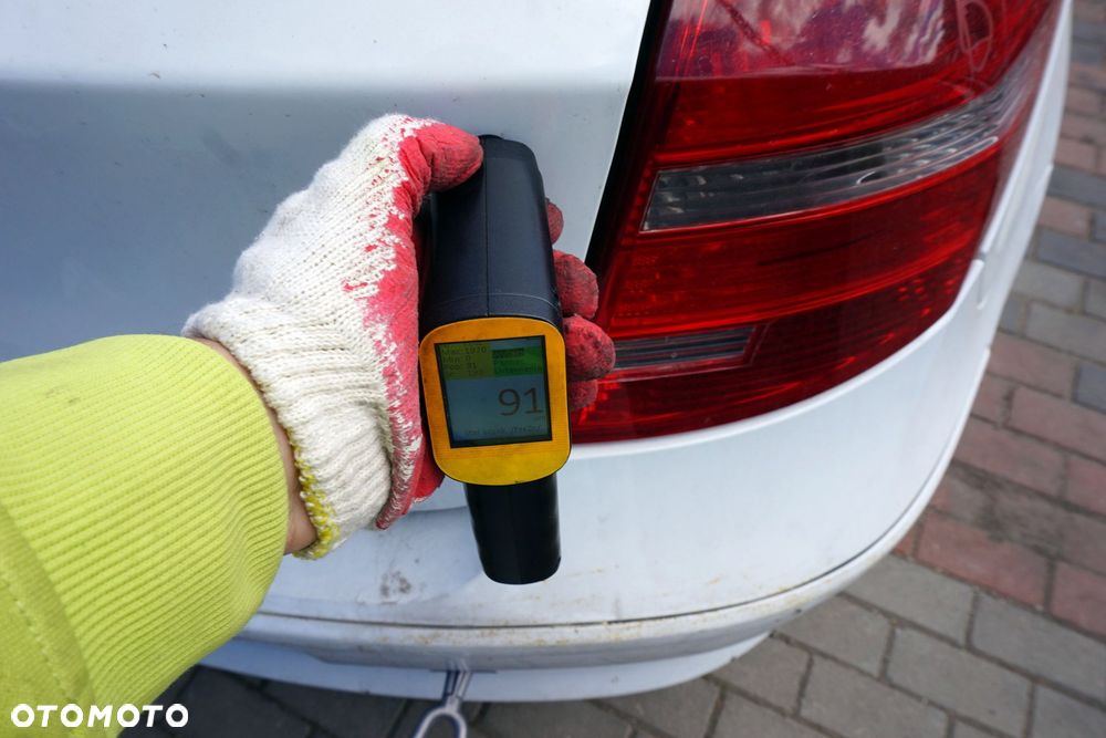 KLAPA BAGAŻNIKA TYLNA 1 E81 LIFT 3D HB 300  BIAŁY ALPINWEISS BMW 2007-2011 - 5