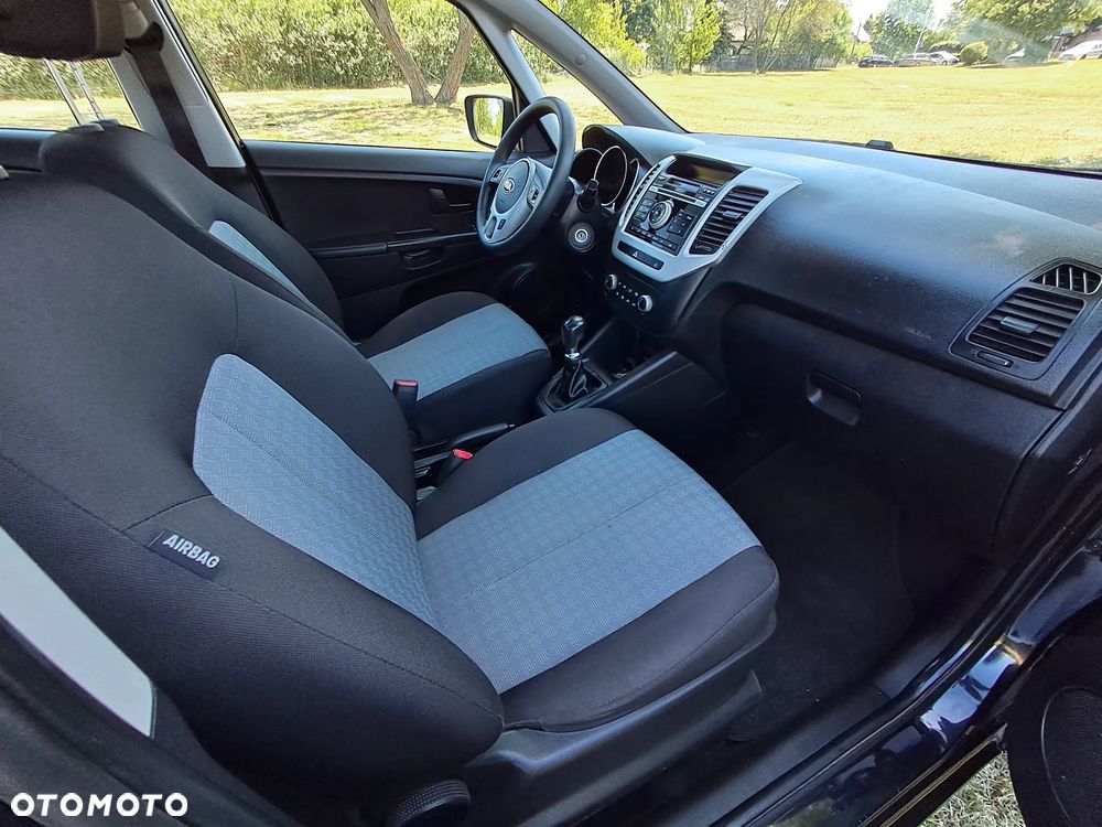 Kia Venga 1.4 M - 10