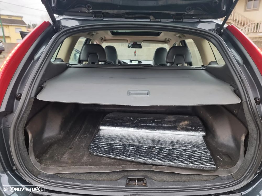 Volvo XC 60 2.4 D5 Summum AWD Geartronic - 20