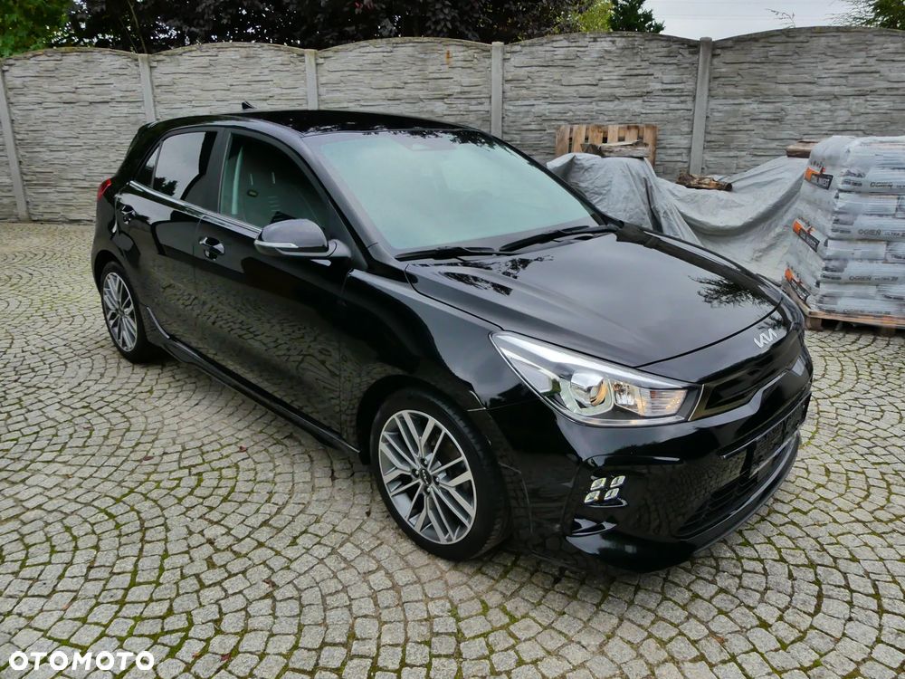 Kia Rio - 3