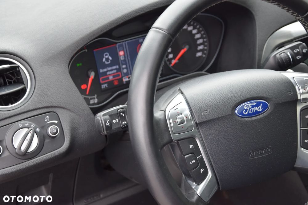 Ford S-Max 2.0 TDCi DPF Titanium - 22