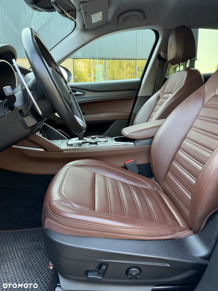 Alfa Romeo Stelvio 2.0 Turbo TI Q4 - 23