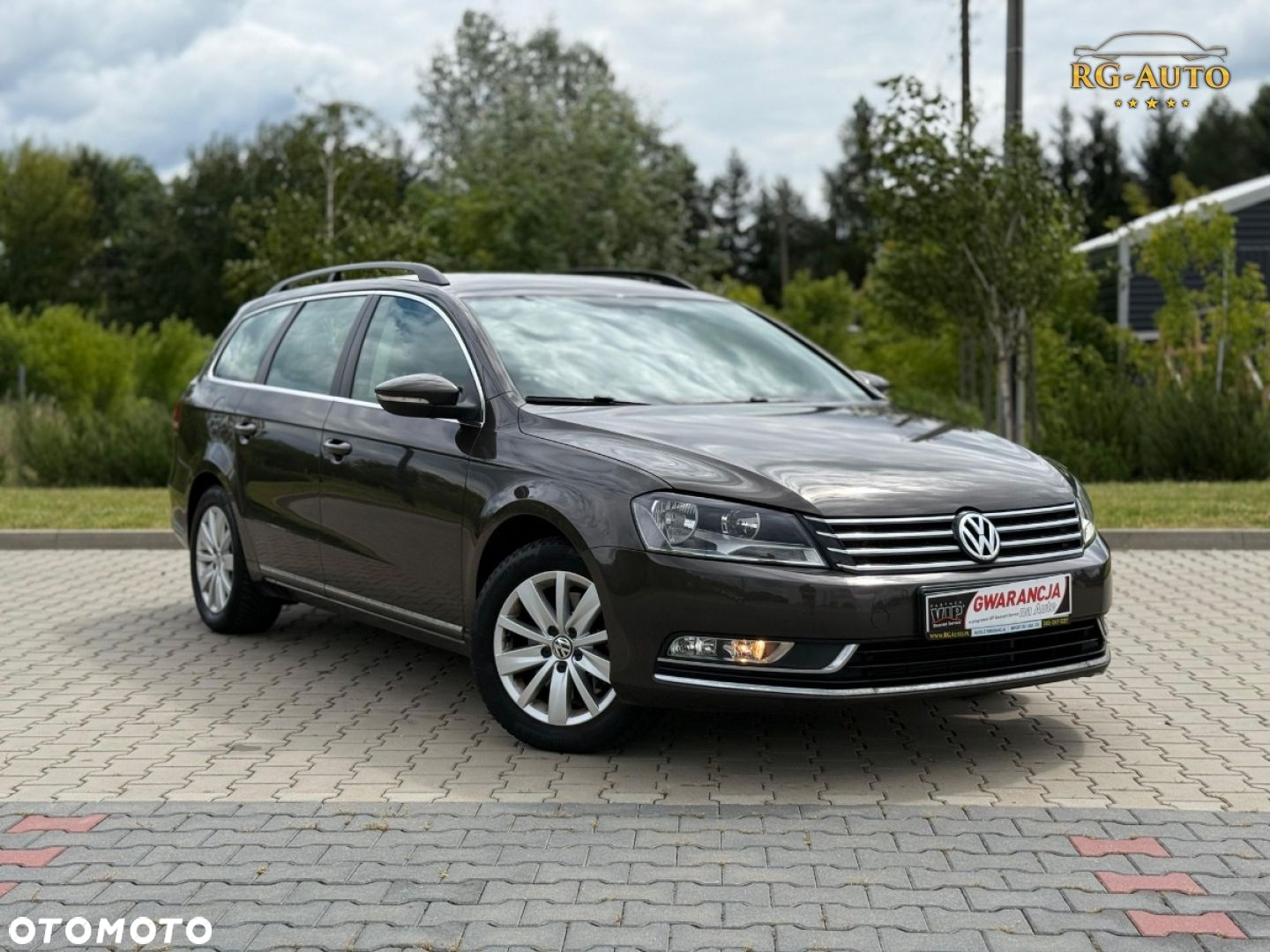 Volkswagen Passat - 2
