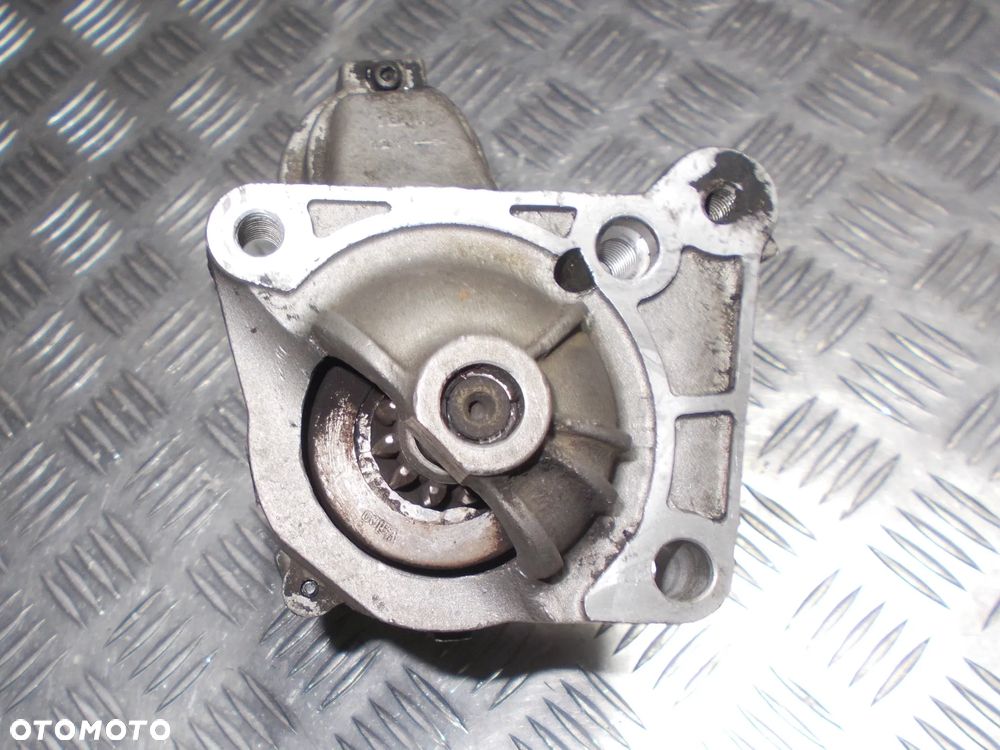 Interstar Primastar Movano A Vivaro A Master II Trafic II rozrusznik 1.9 2.5 DI DTI DCI - 1