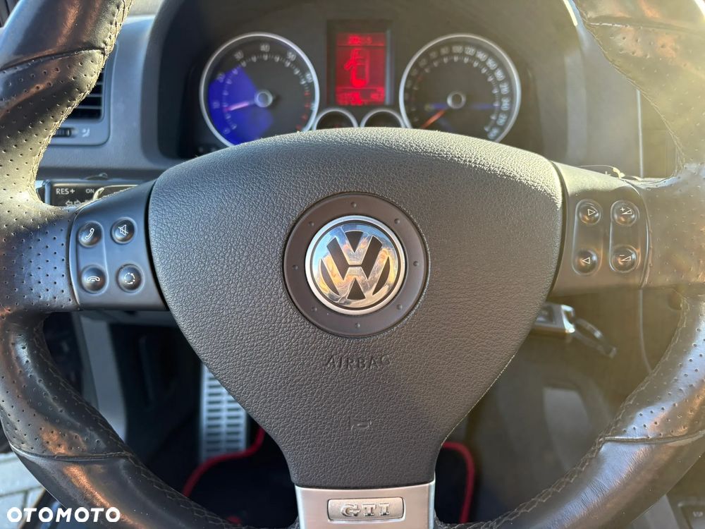 Volkswagen Golf V 2.0 TSI GTI DSG - 26