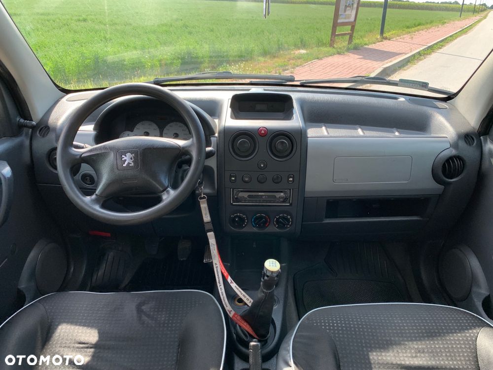 Peugeot Partner Combi 1.4 - 12