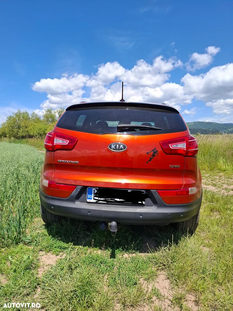 Kia Sportage 2,0 CRDI AWD Vision - 5