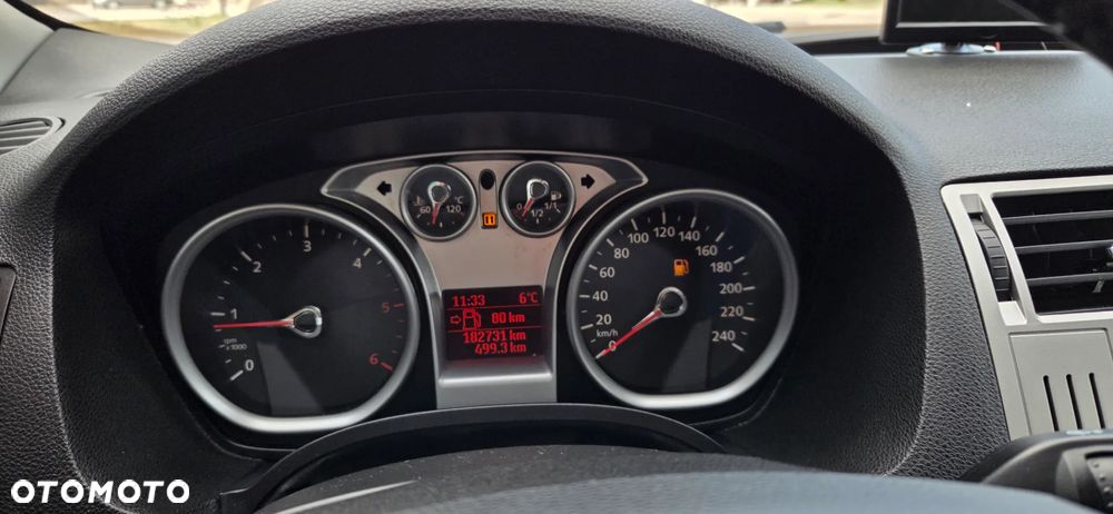 Ford Kuga 2.0 TDCi 2x4 Champions Edition - 26