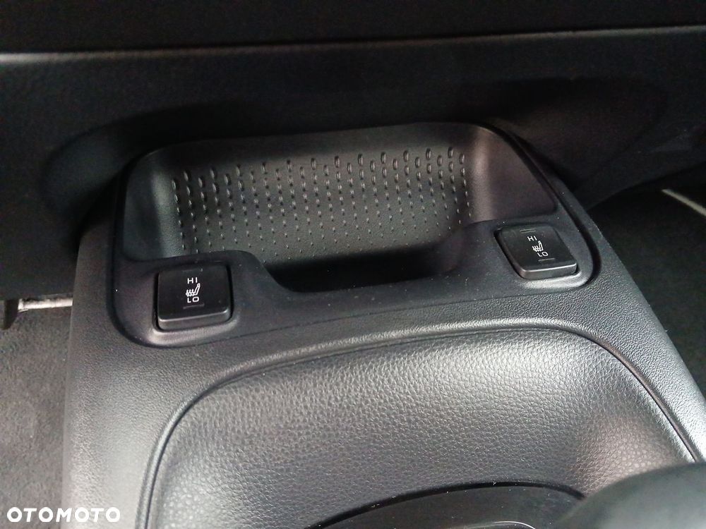 Toyota Corolla 2.0 Hybrid Comfort - 34