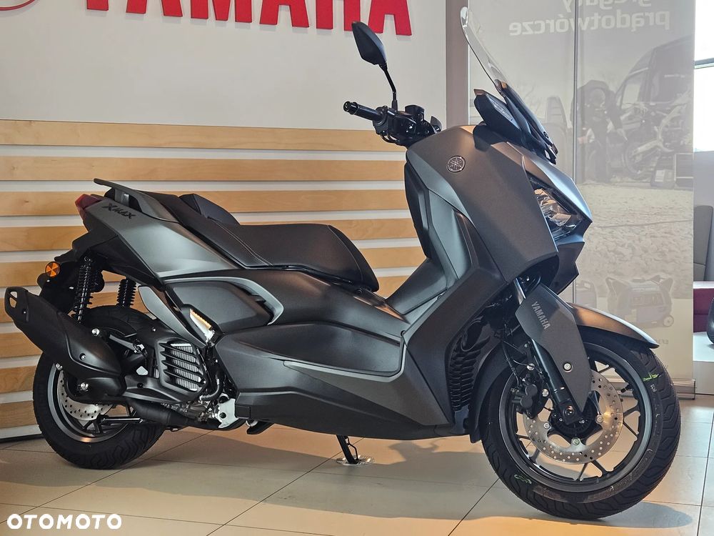 Yamaha X-max - 3