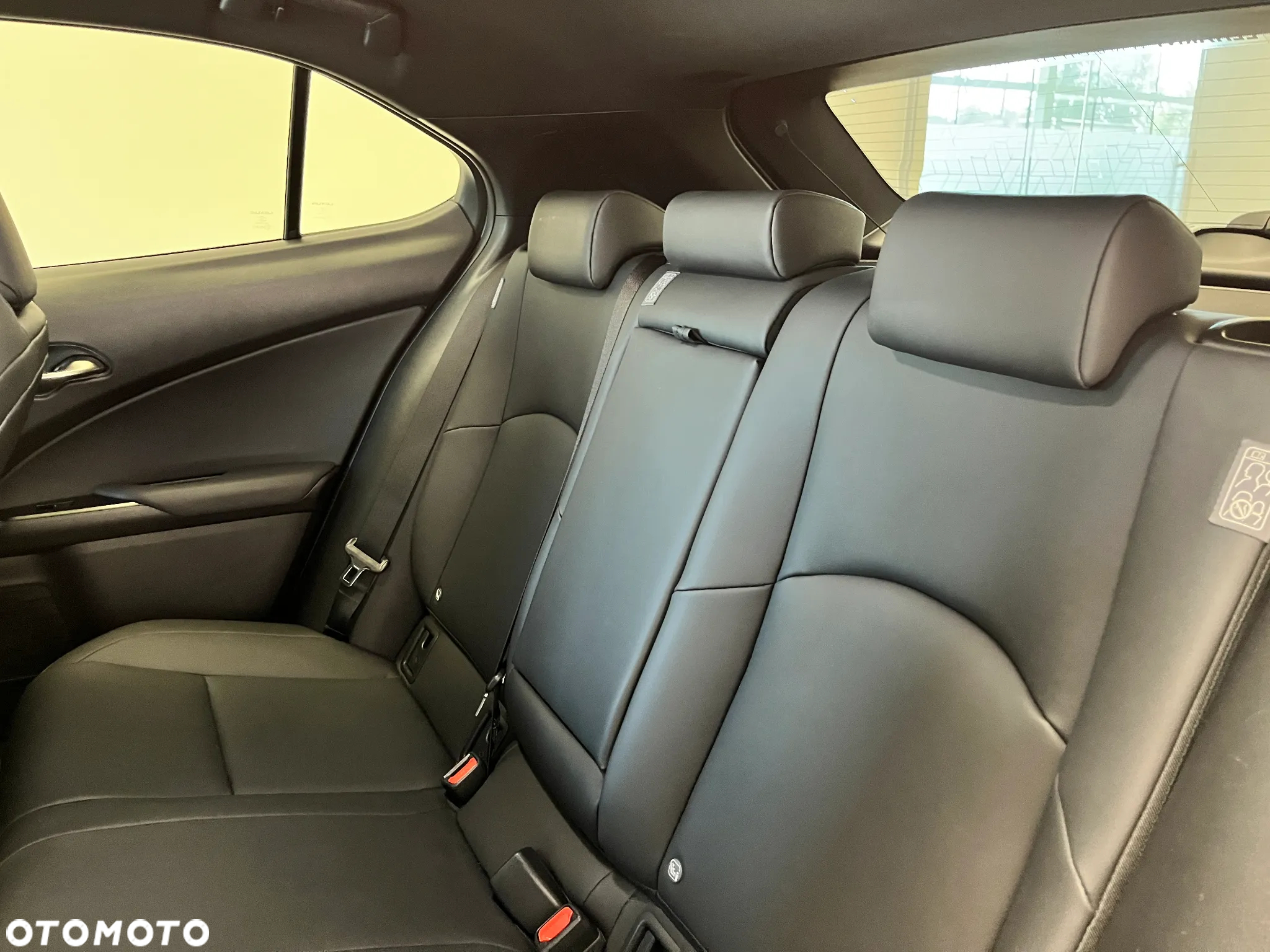 Lexus UX - 6
