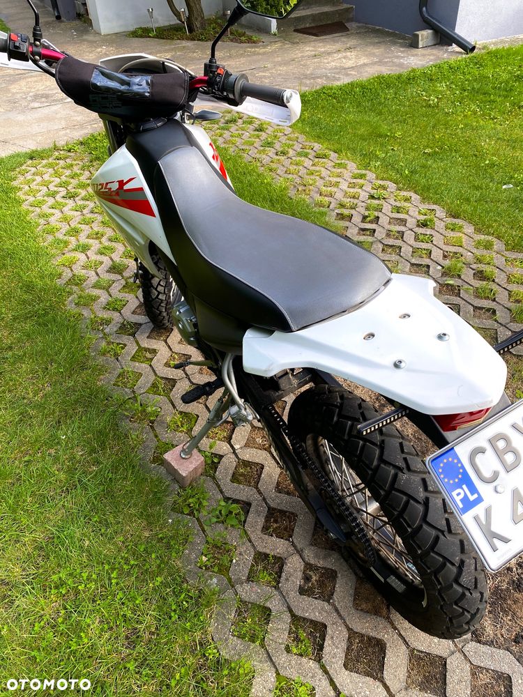 Yamaha XT - 5