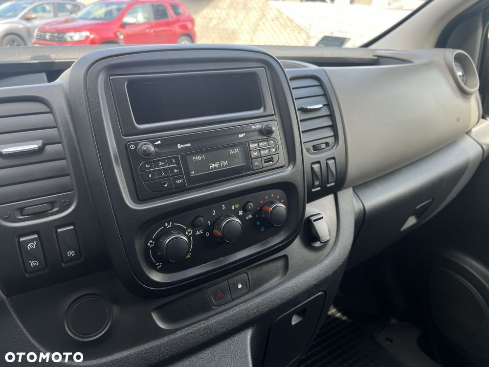 Renault trafic - 23