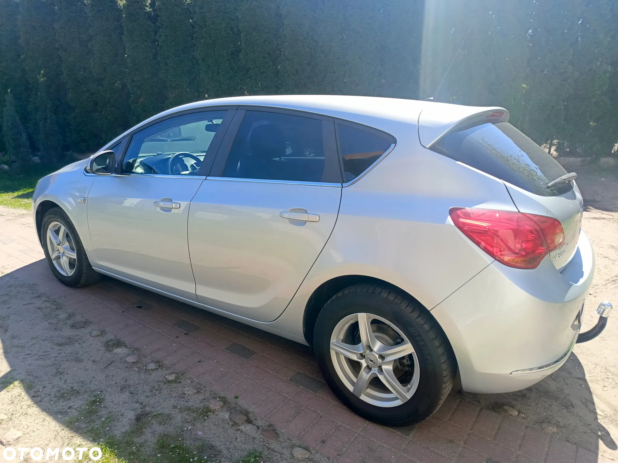 Opel Astra 1.4 EcoFLEX Design Edition - 4