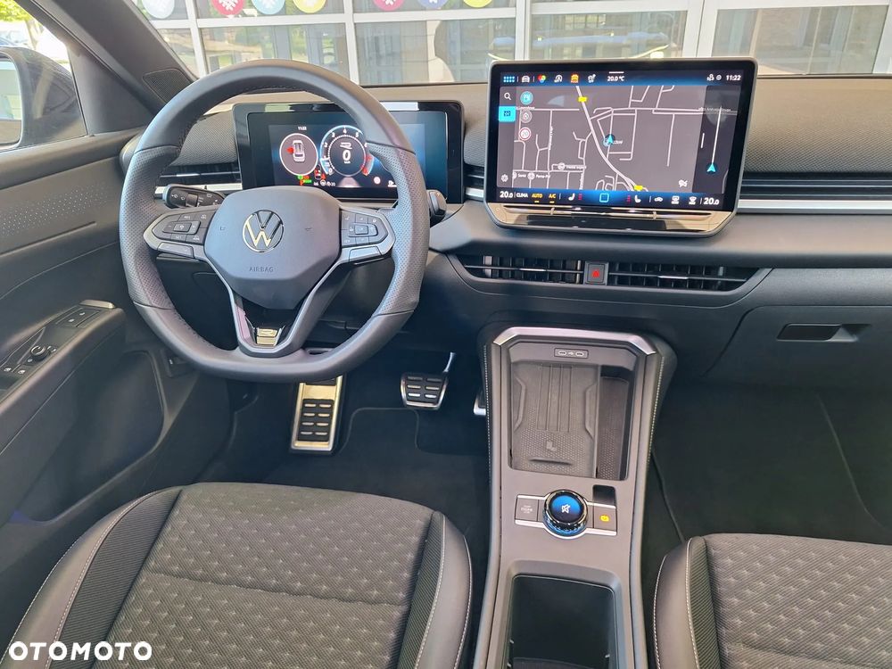 Volkswagen T-Roc - 12
