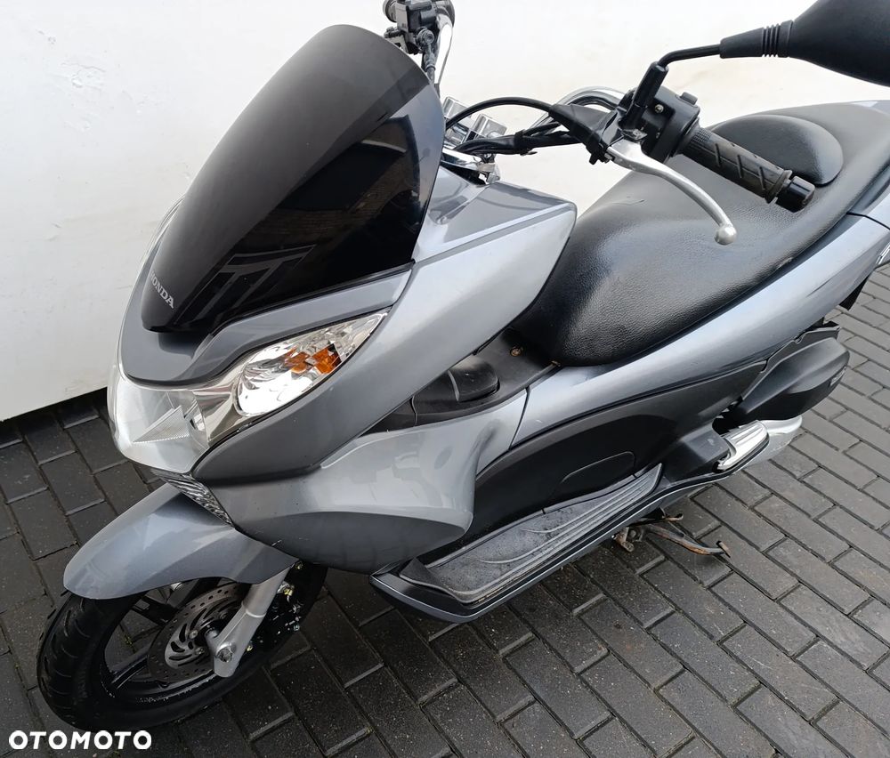 Honda PCX - 9