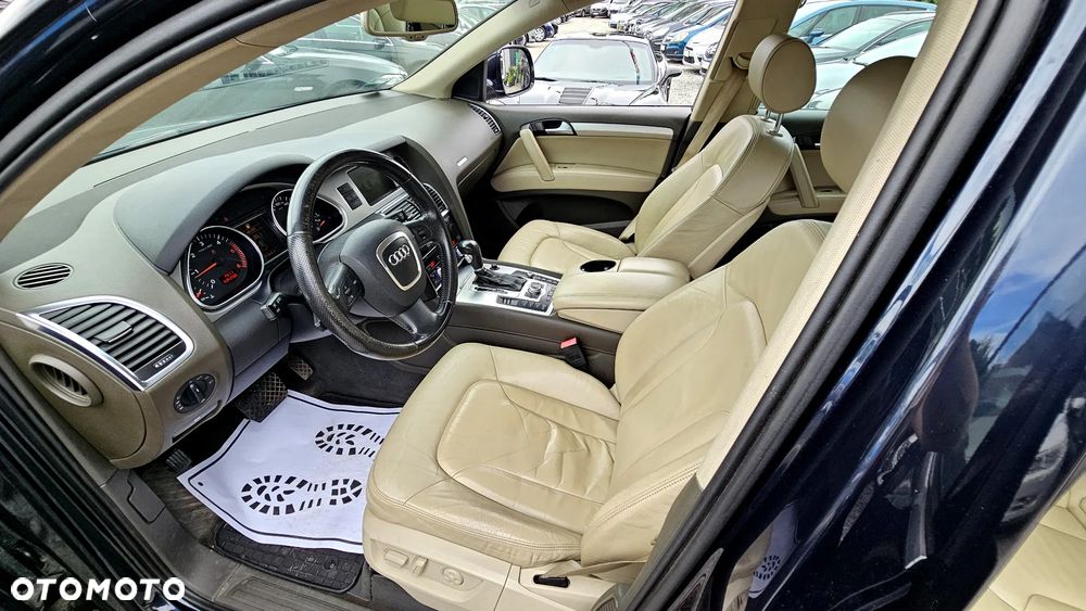 Audi Q7 - 29